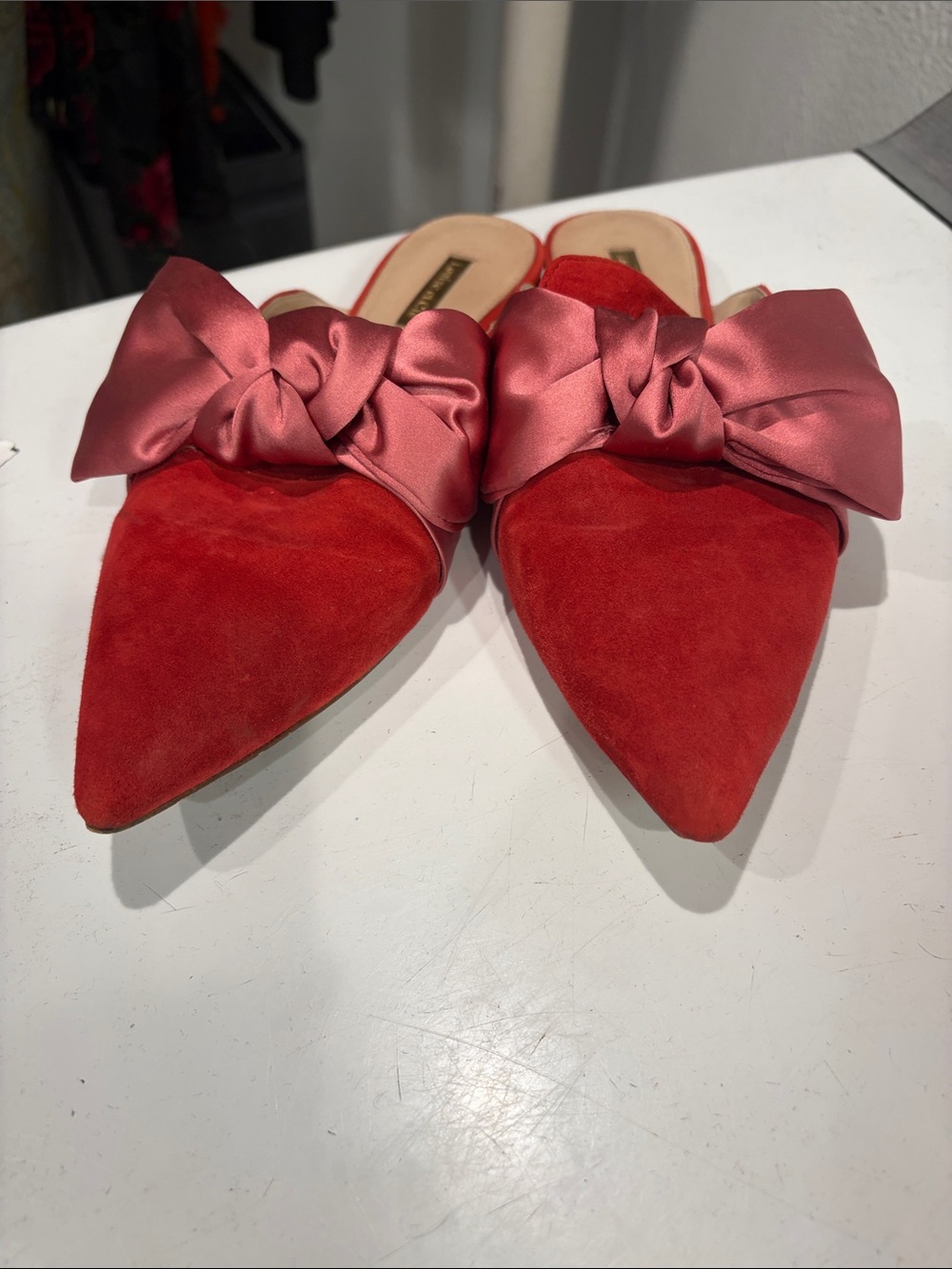 Louise et Cie Red Pointed Suede Mules with Pink Satin Bow - Picture 4 of 4